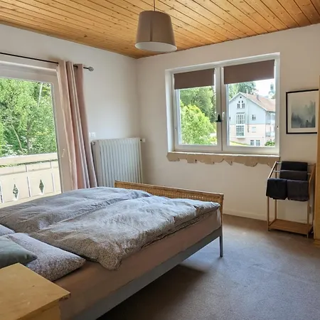 Forest - Perfekt Fuer Familien Und Freunde